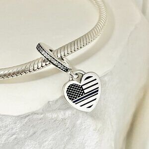 Pandora Love USA Flag 756 Exclusive Dangle S925 Silver Charm